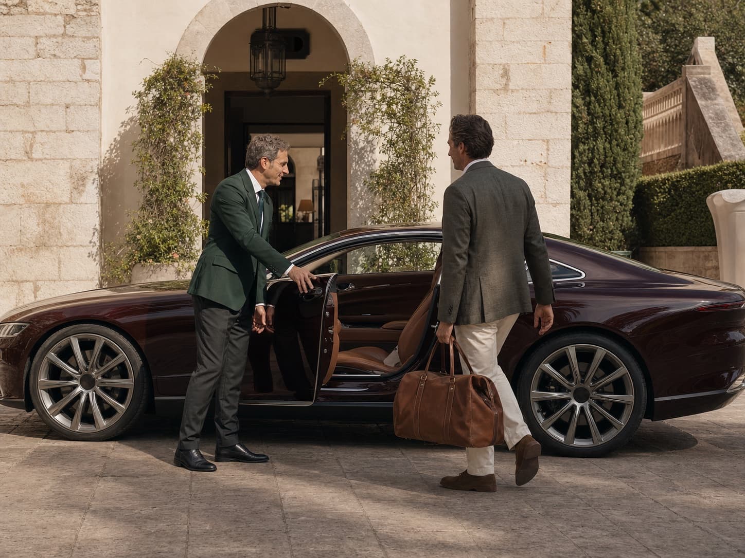 Professionisti al lavoro nel settore Noleggio di lusso e concierge