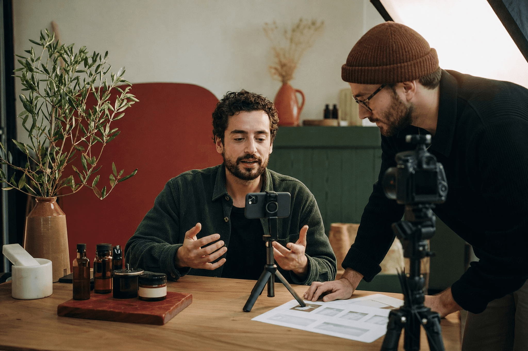 Produzione video e reel con smartphone e videomaker